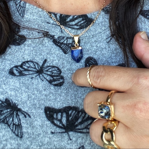 THE POWER OF LAPIS GOLD DAINTY PENDANT NECKLACE - Picture 7 of 8